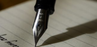 writing paragraph