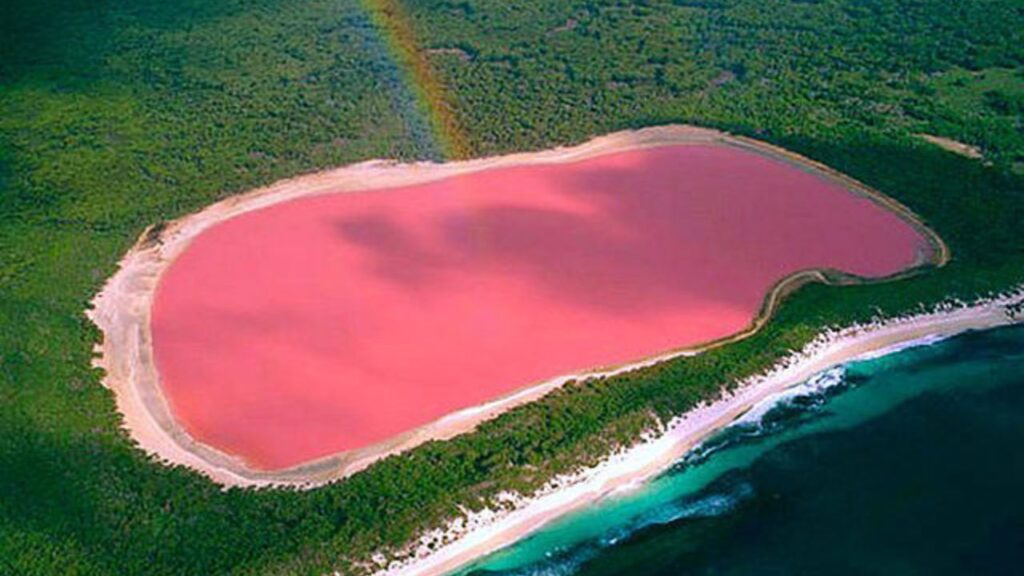Photo of Lake Hiller